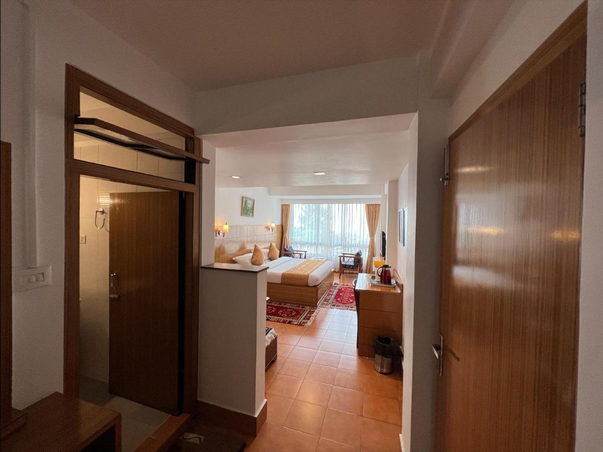 Hotel Tarayana Гангток Экстерьер фото
