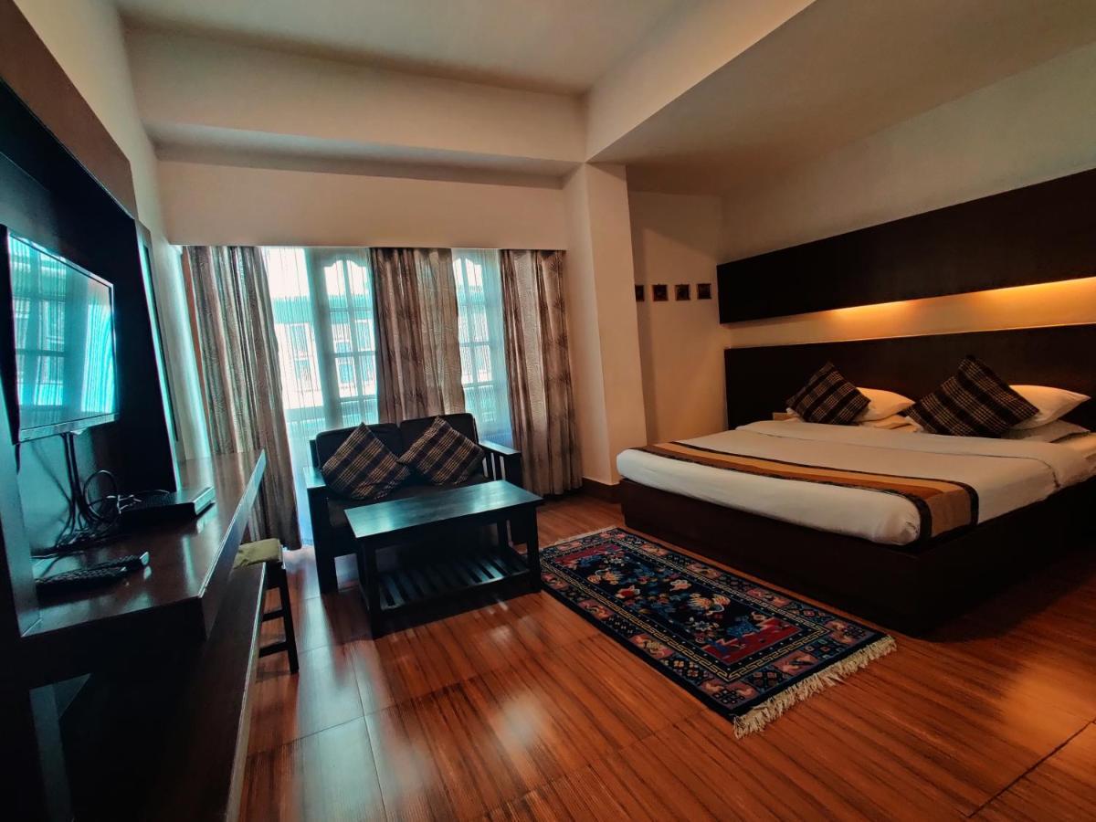Hotel Tarayana Гангток Экстерьер фото