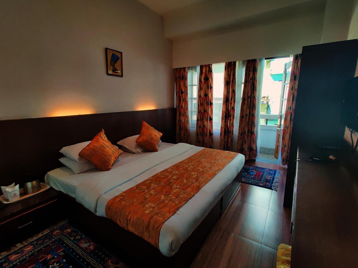 Hotel Tarayana Гангток Экстерьер фото